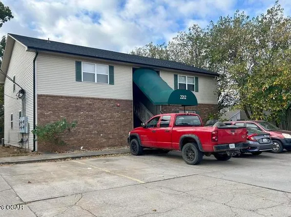 2212 E 8th St #A, Joplin, MO 64801