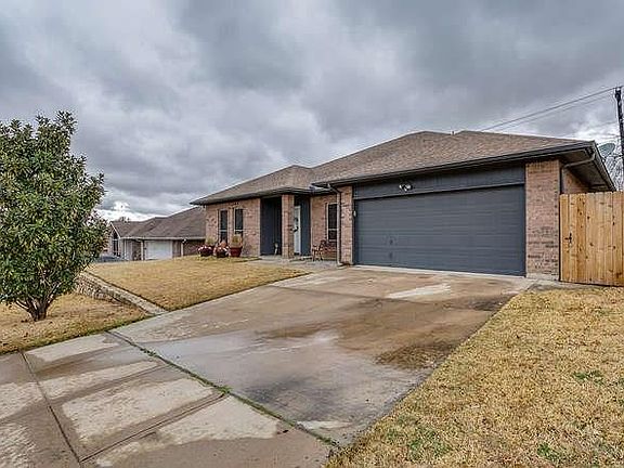2nd image of 6712 Basswood Dr