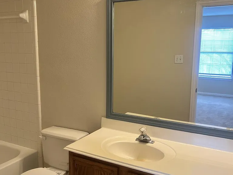 4201 Baccarat Dr — Photo 17