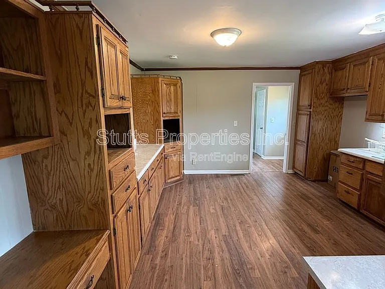 3575 County Road 154 — Photo 8