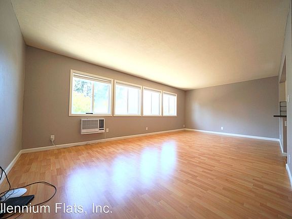 5th image of 1654 Union Ave #10842175