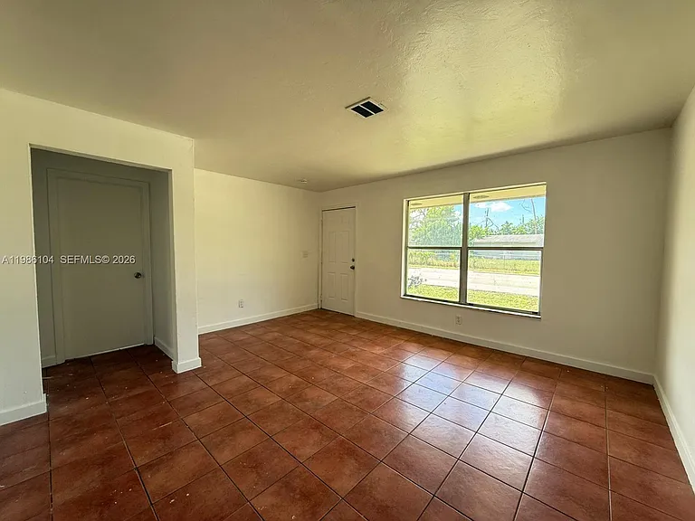 1703 Palm Dr #A — Photo 6
