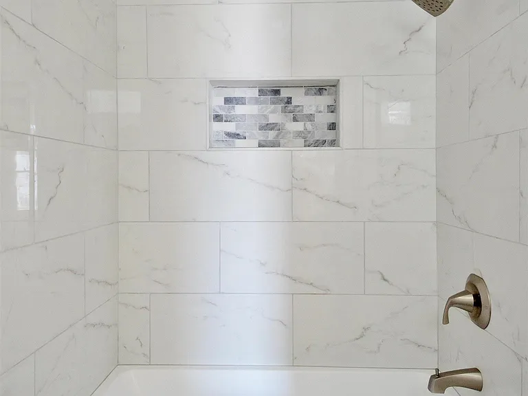 135 Lord Ave #2 — Photo 20