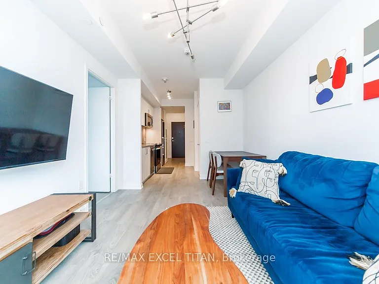 8868 Yonge St #602-E — Photo 10
