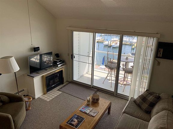 5th image of 206 Ferry Ave APT 57