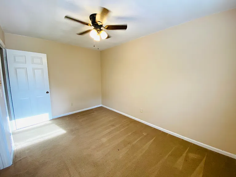 371 Pineview Rd — Photo 22