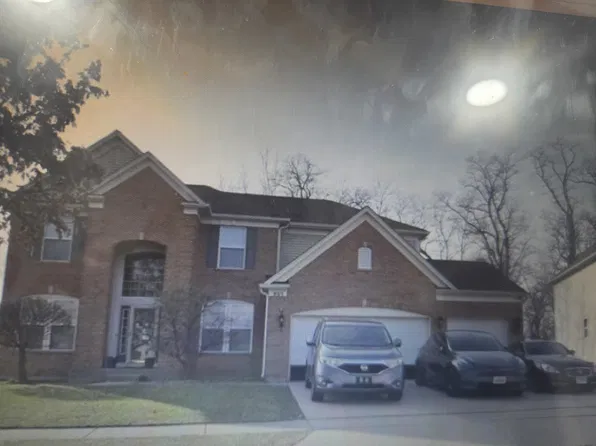 905 Blue Ridge Dr, Streamwood, IL 60107
