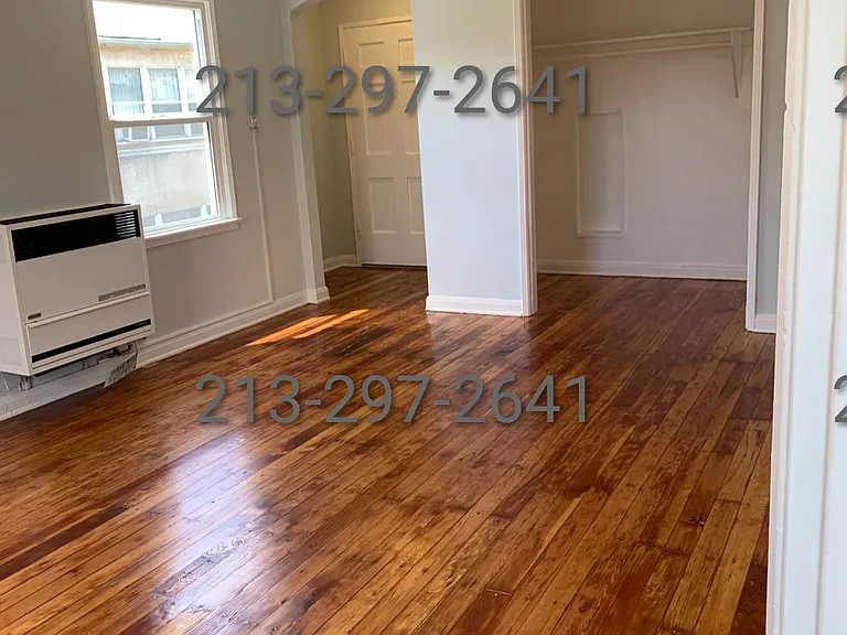 1211 S Westmoreland Ave #A — Photo 2