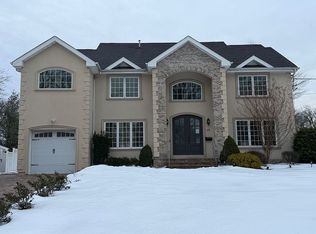 49 Hall Dr, Clark, NJ 07066