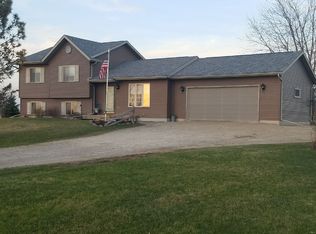 5010 Eureka Rd, Omro, WI 54963