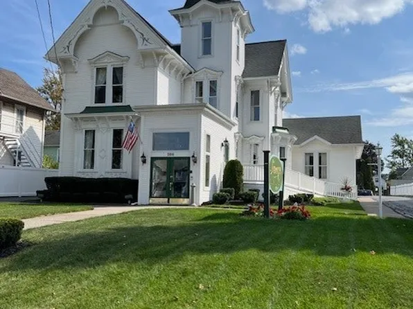 186 East Ave, Lockport, NY 14094