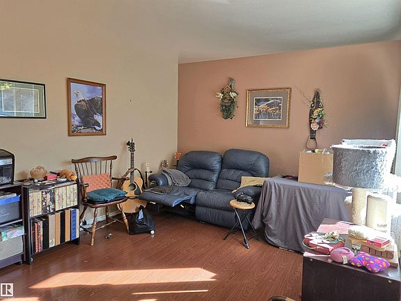 5th image of 4835 47th St
