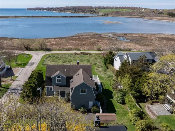 38 Pierce Ave, Jamestown, RI 02835