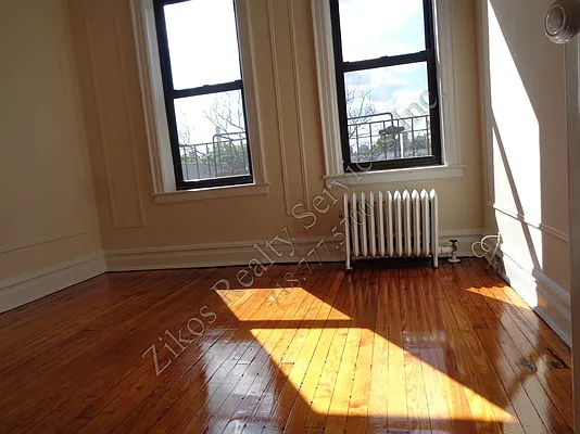 Rented by Zikos Realty Services | media 13