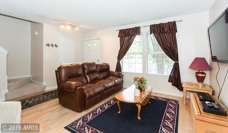 1st image of 705 Knollwood Ct