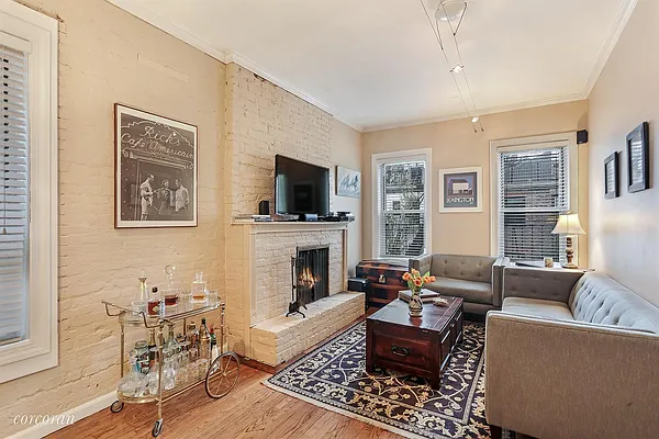 Sold by Corcoran | media 14