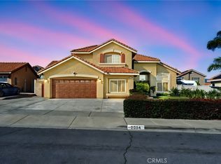 2094 W Summerset Dr, Rialto, CA 92377