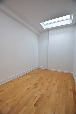 Rented by Compass | media 2