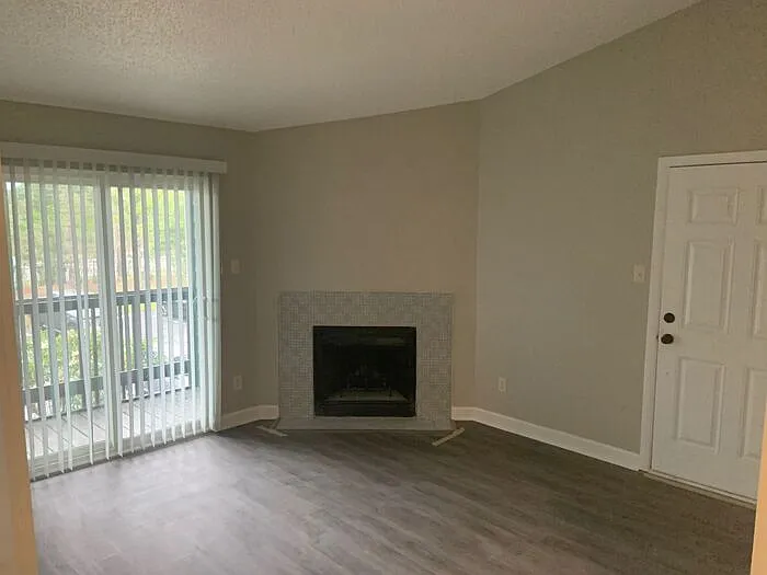 3756 Idlebrook Cir #204 — Photo 2