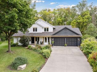 16540 N Manor Rd, Eden Prairie, MN 55346