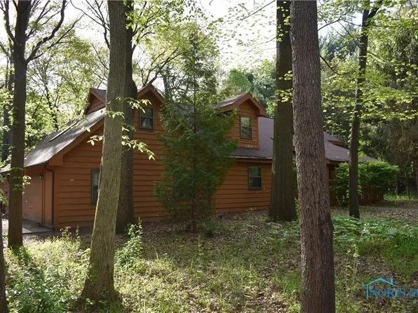 6044 County Road 2, Swanton, OH 43558