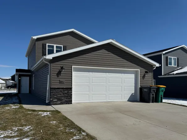 3812 24th St SE, Mandan, ND 58554