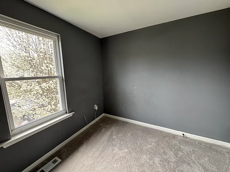 15 Running Ct — Photo 26