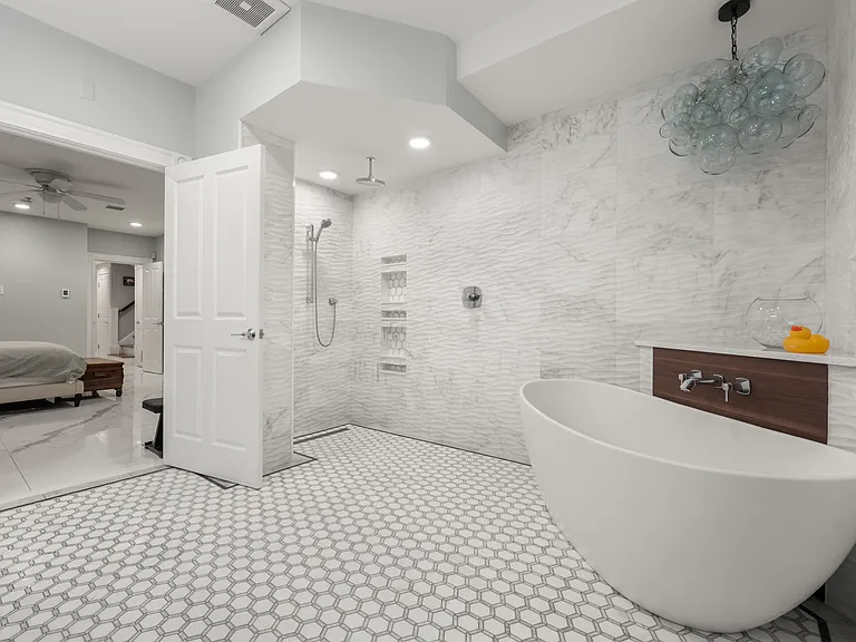 61 Saint Botolph St #61 — Photo 33
