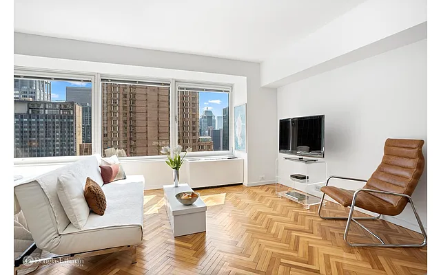 Rented by Douglas Elliman | media 8