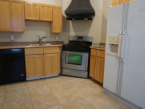 5th image of 836-840 W 300 N
