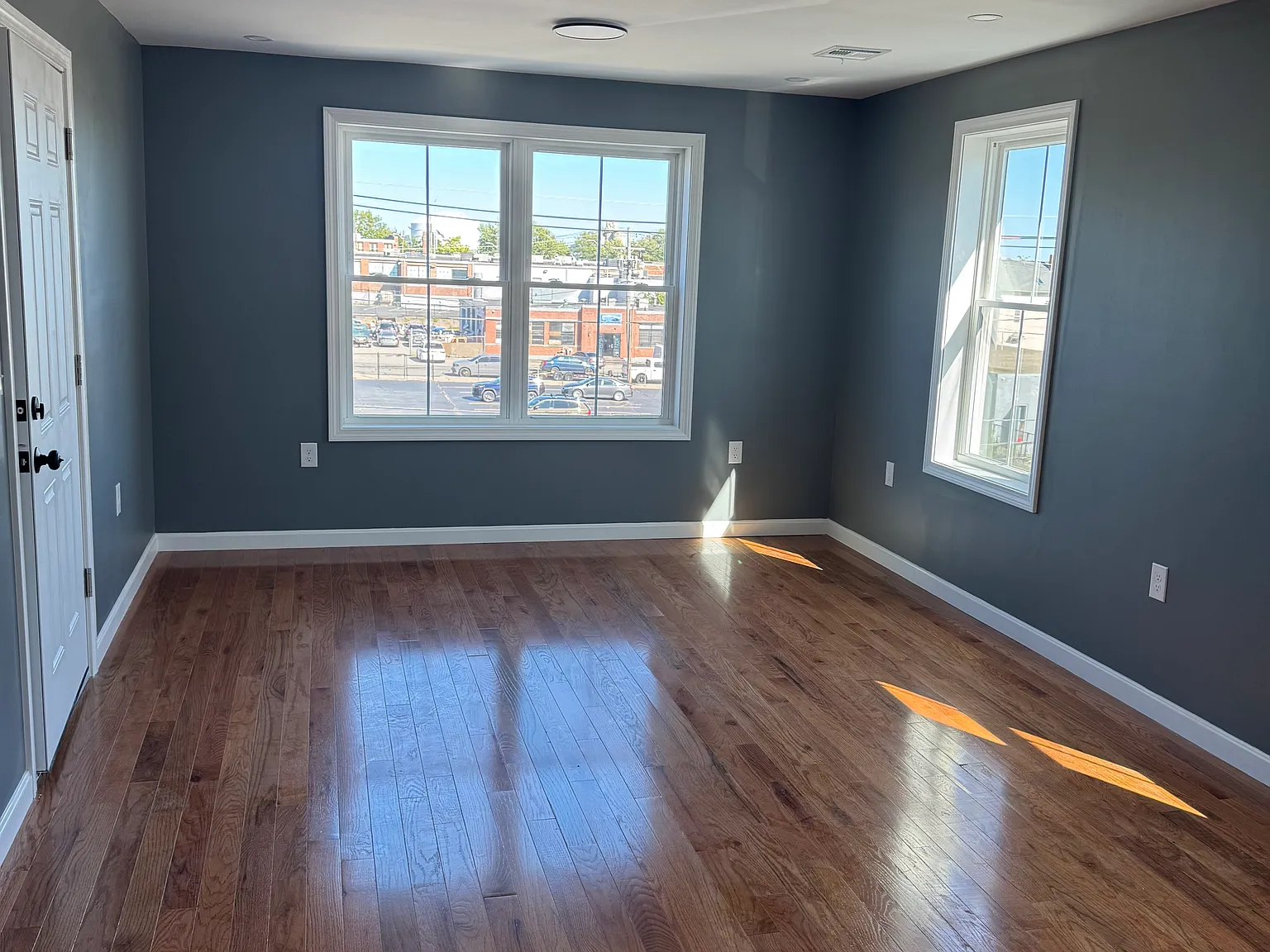 4 bed, 1430 sqft, $2,875 — Photo 3