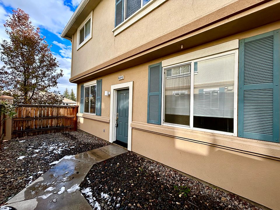 1st image of 1751 Pinewood Dr #C