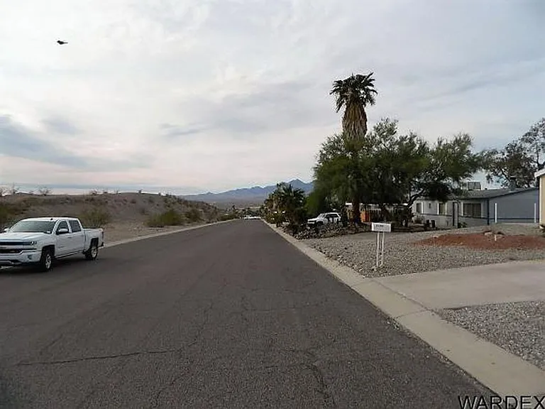 3130 William Dr — Photo 28