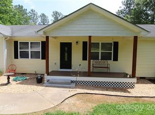 4806 Rio De Luna, Hickory, NC 28601