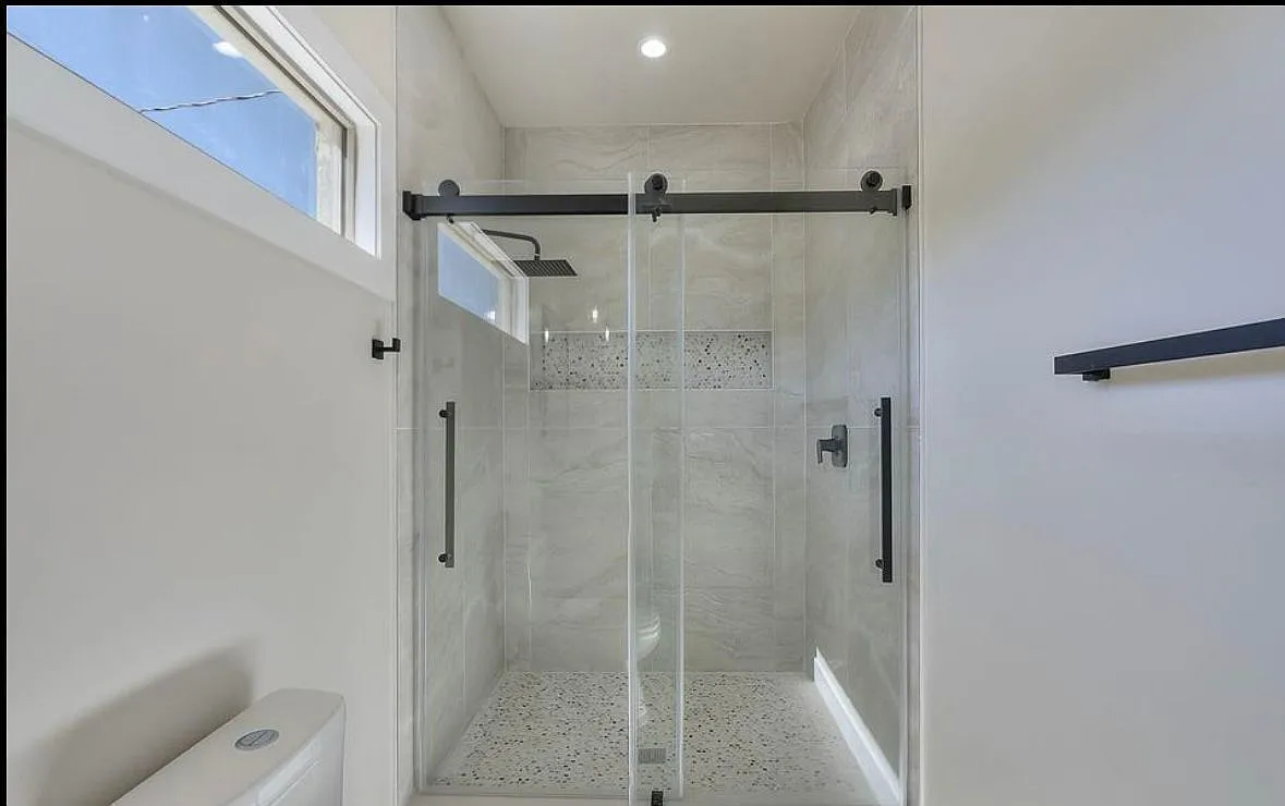 3 bed, 2.0 bath, 1510 sqft, $1,850 — Photo 4