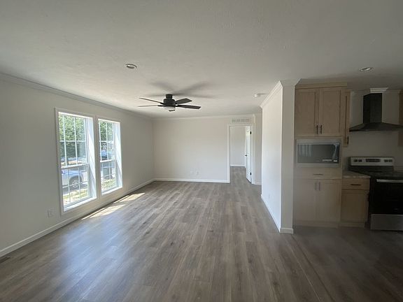 3rd image of 39 Kingfisher Way #26039