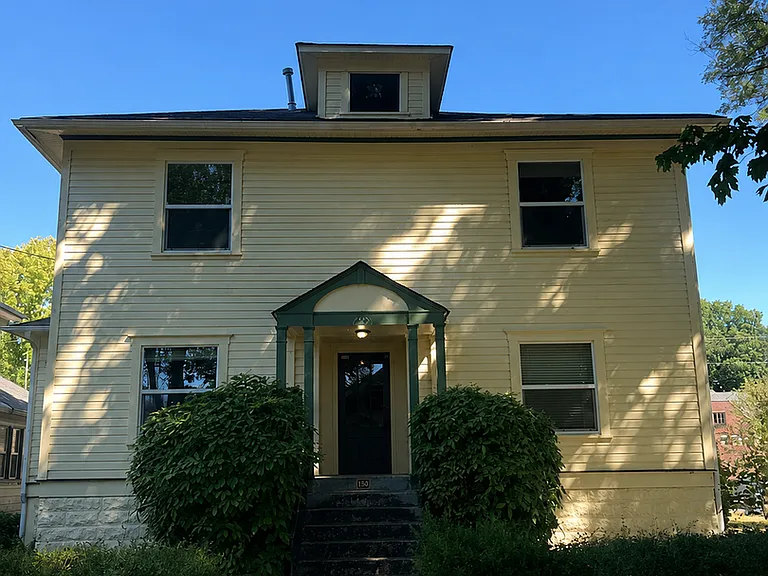 205 NW 11th St — Photo 8