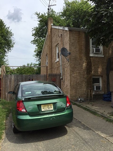 2nd image of 16 Chase St