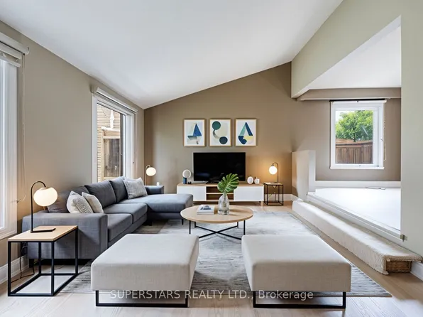 1731 Ada Ct, Pickering, ON L1V 2Y9