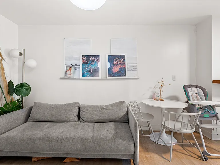 49 Jewett Ave #4 — Photo 11