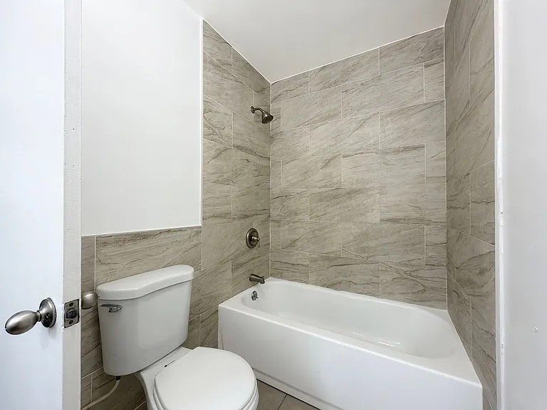 1415 Cedar Ave — Photo 12