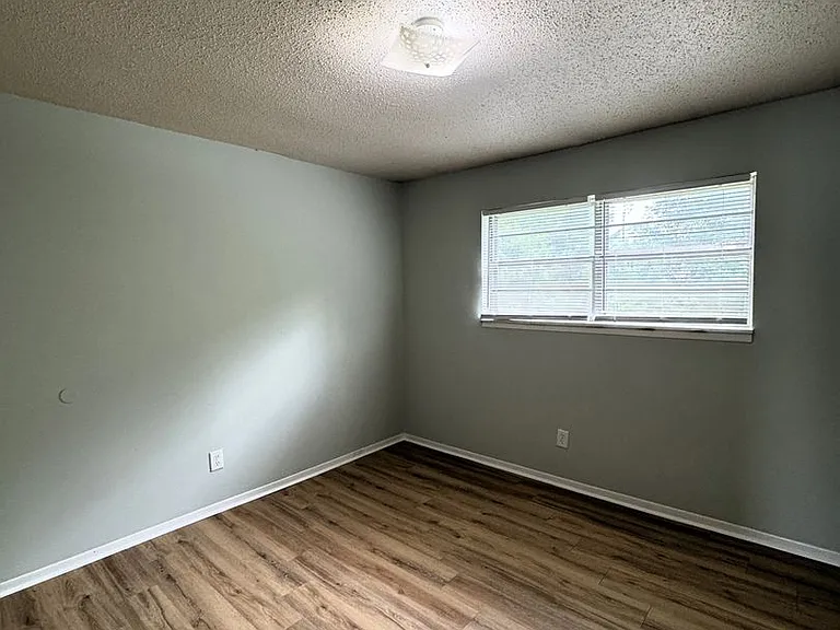 2226 Jonathan Dr NW #C — Photo 14