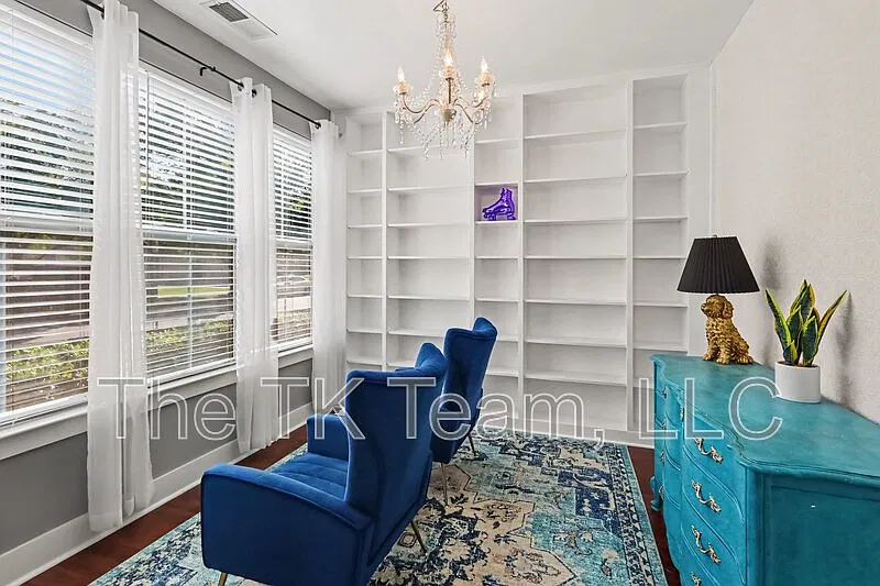 3 bed, 2.5 bath, 1406 sqft, $2,200 — Photo 4