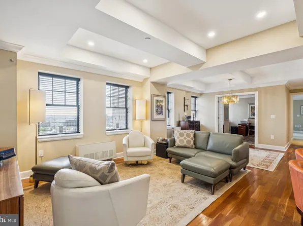 1701 Locust St #15-1512, Philadelphia, PA 19103