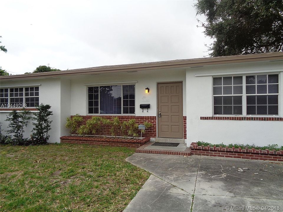 207 SW 3rd St, Hallandale, FL 33009 | Zillow