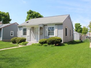 4615 N 18th St, Milwaukee, WI 53209