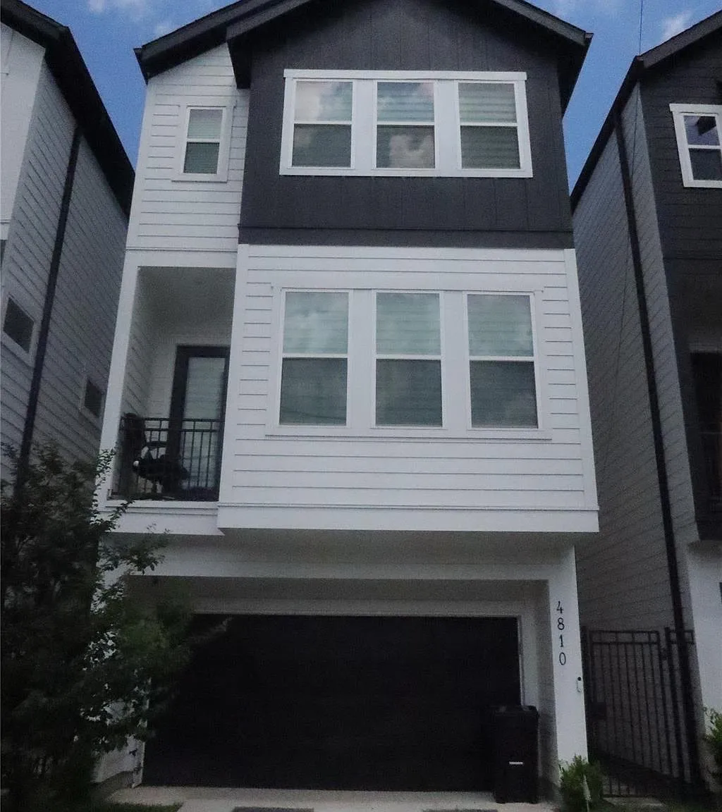 3 bed, 3.5 bath, 1839 sqft, $3,300 — Photo 1