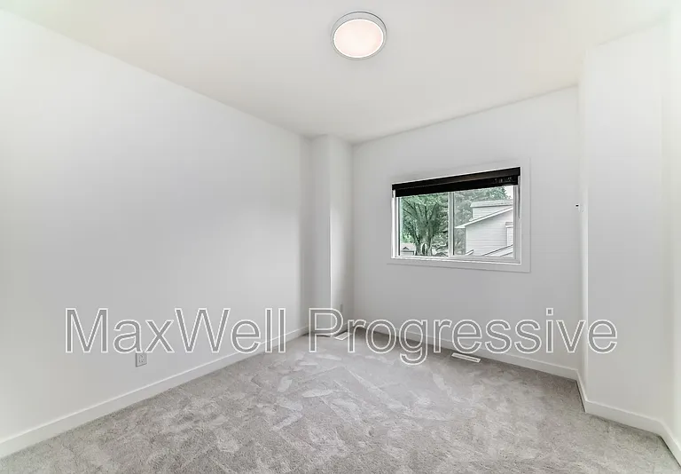 6415 93rd St NW #MAIN — Photo 29