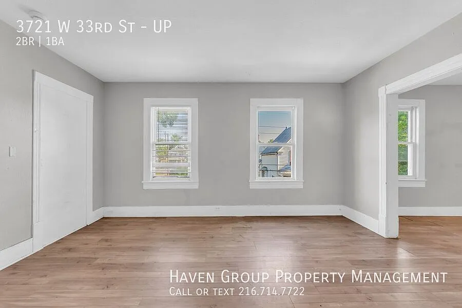 3721 W 33rd St | UP, Cleveland, OH 44109 - Spacious 2-bed 1-bath multi-family home! — Photo 3
