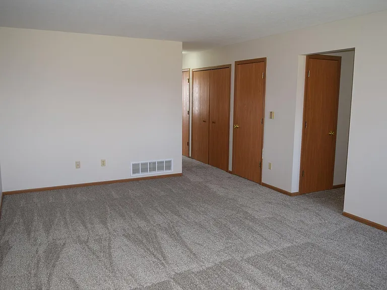 305 Cleveland Ave — Photo 6